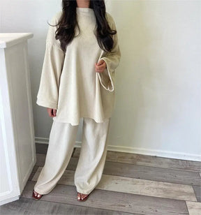 Conjunto Samia - Blusa + Pantalón - El Favorito de las Famosas (Confort)